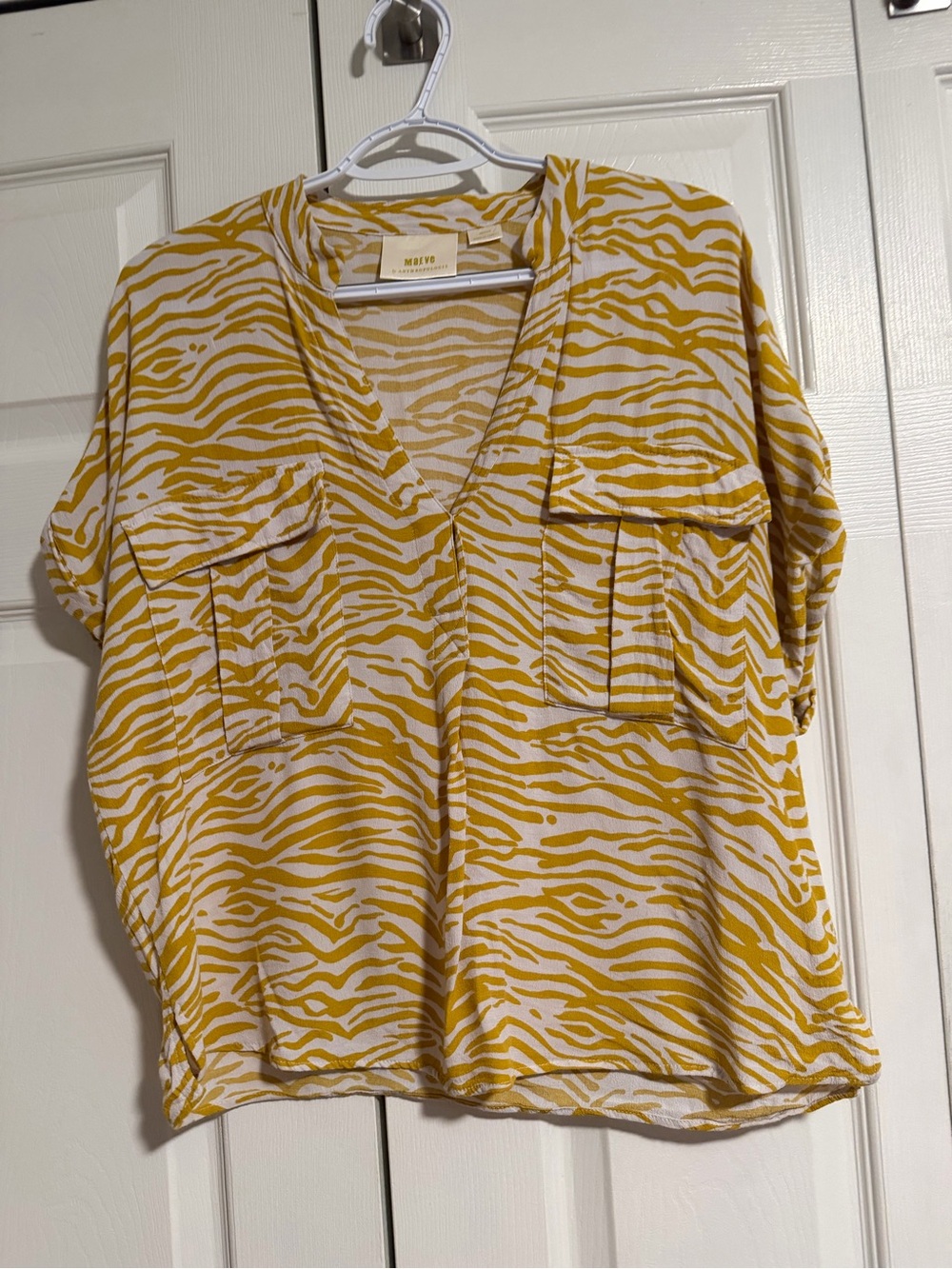 Maeve by Anthropologie Mustard Zebra-Print V-Neck Pocket Blouse